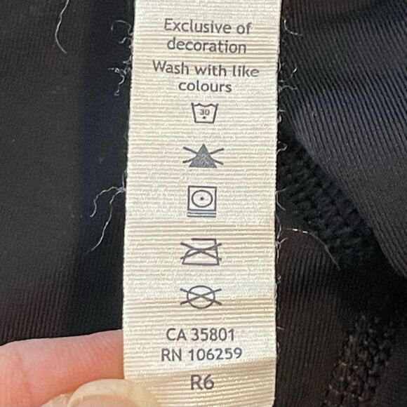 Lululemon x SoulCycle Collab Pace Rival Skull Crop Leggings Black White Mid-Rise - Picture 9 of 10